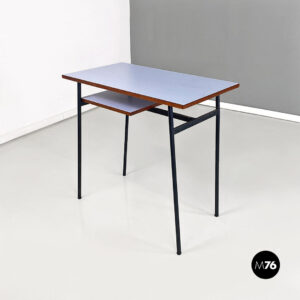 Scrivania con piano in formica azzurro, 1960 ca.