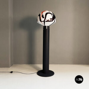 Lampada da terra in metallo nero e vetro di Murano, 1970 ca.