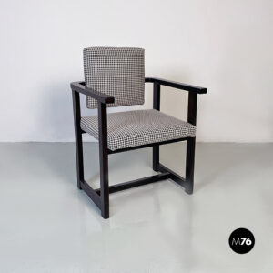 Poltrona in legno e tessuto pied de poule, 1970 ca.