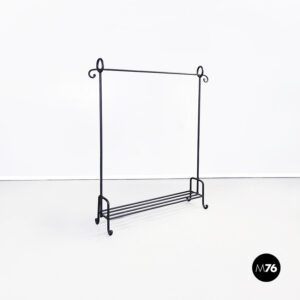 Appendiabiti da terra in metallo nero,  1990 ca.