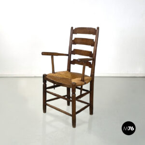 Sedia in legno con braccioli, fine 1800 ca.