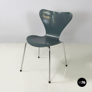 Sedia 3107 di Arne Jacobsen per Fritz Hansen, 1980 ca.