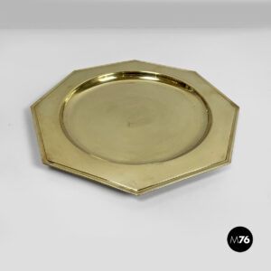 Piatto, centrotavola o vassoio in ottone, 1970 ca.