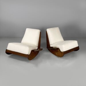Poltrone in legno e tessuto bianco, 1970 ca.