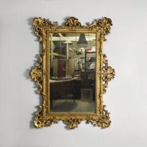 Specchio da parete in legno dorato, 1930 ca.