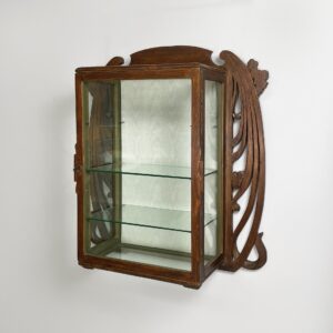 Vetrina da parete in legno e vetro, inizio 1900 ca.
