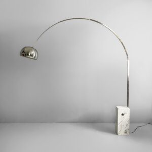 Lampada da terra Arco di Achille e Pier Giacomo Castiglioni per Flos, 1960 ca.