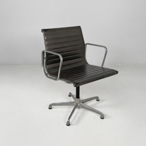 Sedia da ufficio EA108 di Charles e Ray Eames per ICF, 1970 ca.