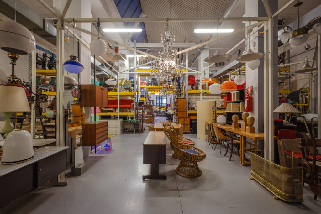 Contatti Magazzino 76