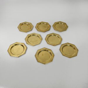 Piatti, centrotavola o vassoi in ottone, 1970 ca.