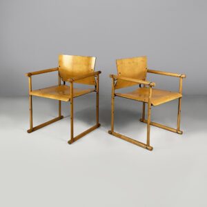 Sedie con braccioli in legno e metallo nero, 1970 ca.