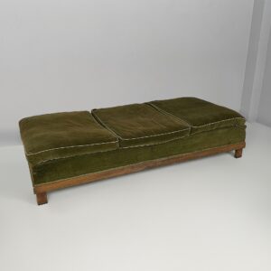 Daybed in velluto verde, 1930 ca.